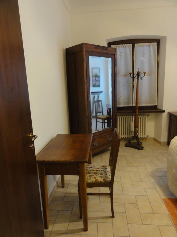 Ristorante Buasca Hotel Cuorgne ภายนอก รูปภาพ