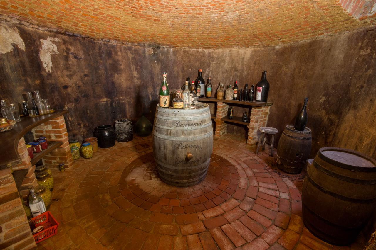 Ristorante Buasca Hotel Cuorgne ภายนอก รูปภาพ